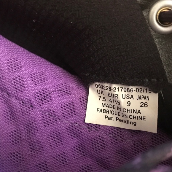 Arc’teryx Womens purple Sz 9 hiking sneakers - Picture 6 of 8